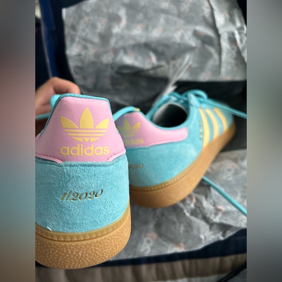 Adidas Havana City Series Size? Sneakers